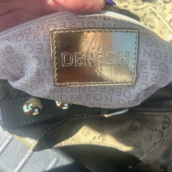 💗Doréon Chic Green and Cream Shoulder Bag with Vintage Appeal - Picture 4 of 4